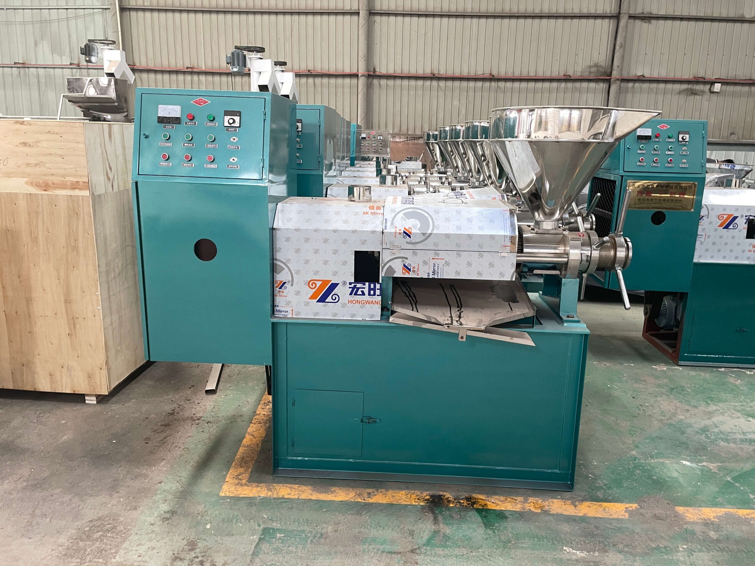 70 Commercial oil press screw press physical press hot and cold press High oil yield oil press with temperature control Processing capacity 80kg/h - Commercial Oil Pressing Machine - 3