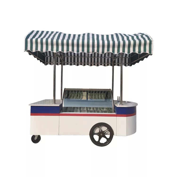 热销流行拖车冰淇淋车亭带展示冰柜购物中心贸易展小吃移动食品车带轮子